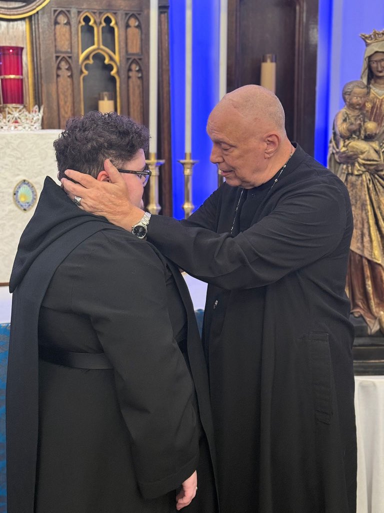 Br. Andrew-Thomas tweet media