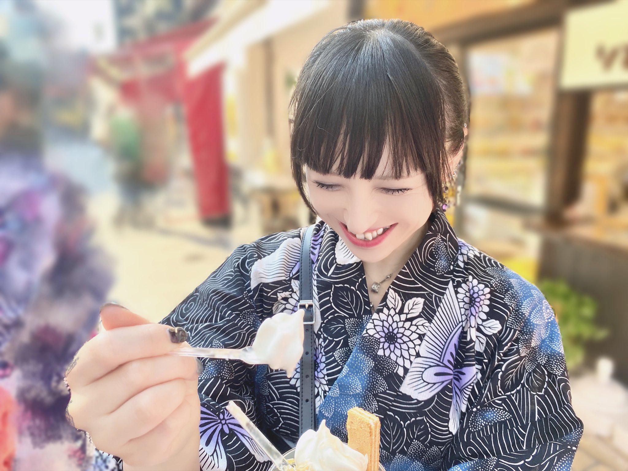 一十木音也 グラショ CCL エドックス(EDOX) クロノオフショア1 ベゼルロック クロノグラフ