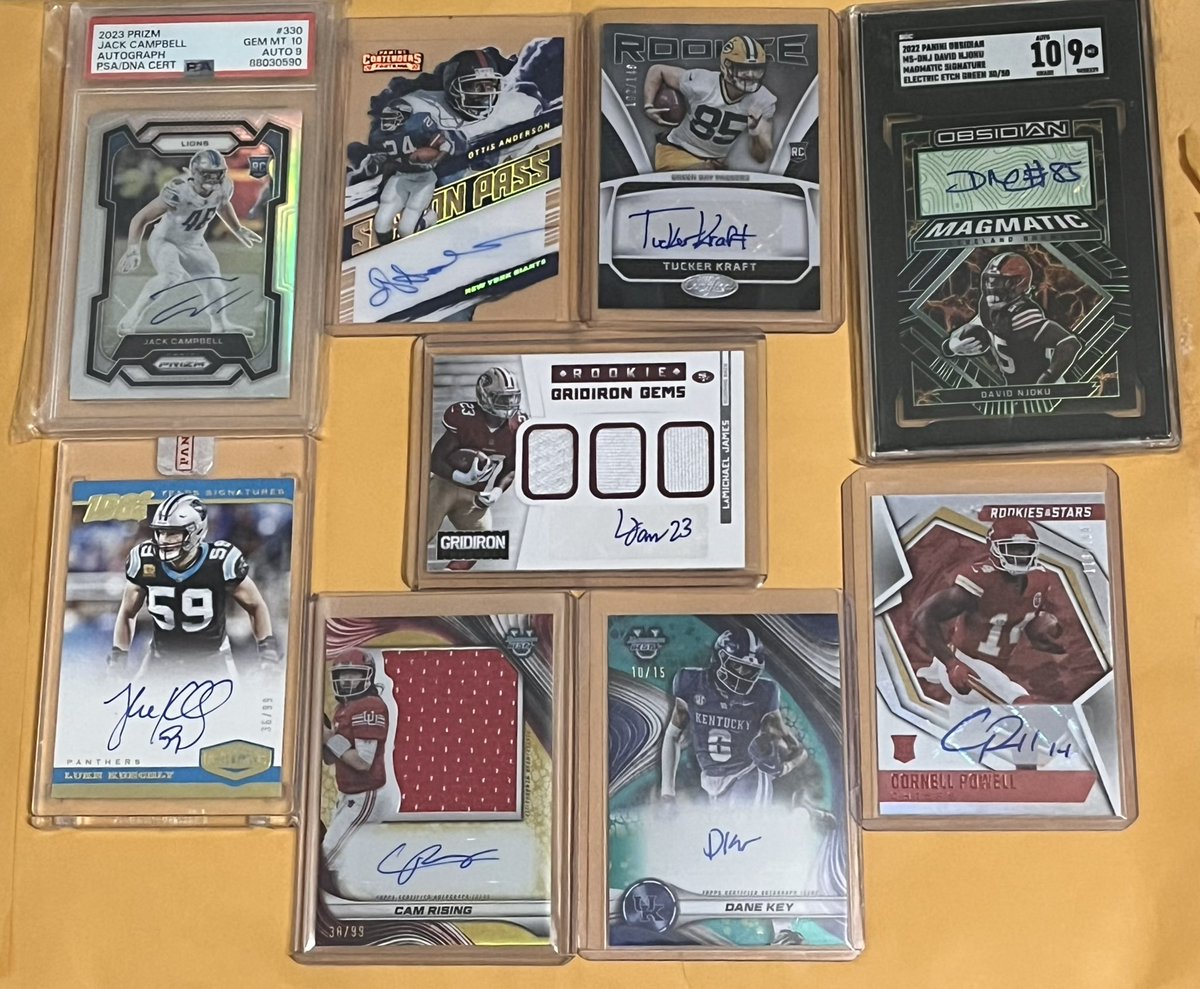 AverageSavageMB's tweet image. Asking $210 shipped for everything in this thread. Do not wish to separate.

Kamara /25
Johnston /10
Kraft /149
Njoku /50
LaMichael James /49
Keuchly /99
Rising /99
Key /15
Powell /199
Smart /25
Roby /99
Betts /44