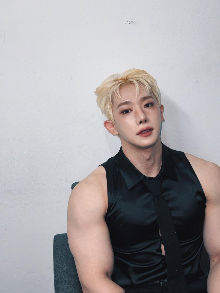 WONHO_GLOBAL's tweet photo. [INSTAGRAM+THREADS]

25.08.13

(No caption)

🔗https://t.co/7H00udZ5ra

🔗https://t.co/VBx8LUmnux

#원호 #WONHO 
#betterthanme #베러댄미
@official__wonho @official_WH_jp https://t.co/lekjP66VHP