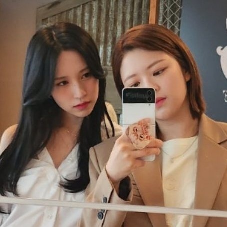 metalheadonce's tweet photo. To my followers: if you'd like me to follow you back pls let me know in the reply as I just cleansed my followers list (deleting 200+ old accounts from 2009). Sorry for my occasional log-offs, but I'll always be back. Anyways, Happy JeongMi Day! #JEONGYEON #MINA #JEONGMI #13thDay https://t.co/yGABD0T2HY