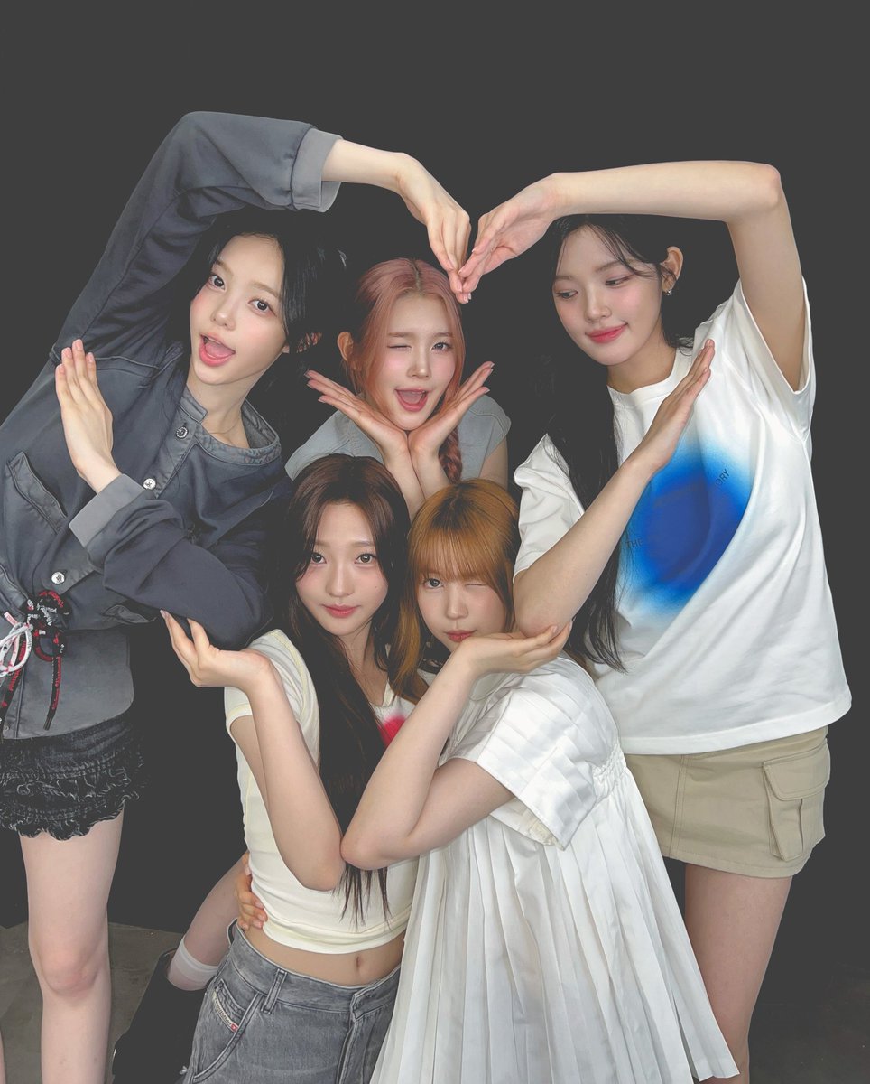 예온. ◠‿◠ tweet media