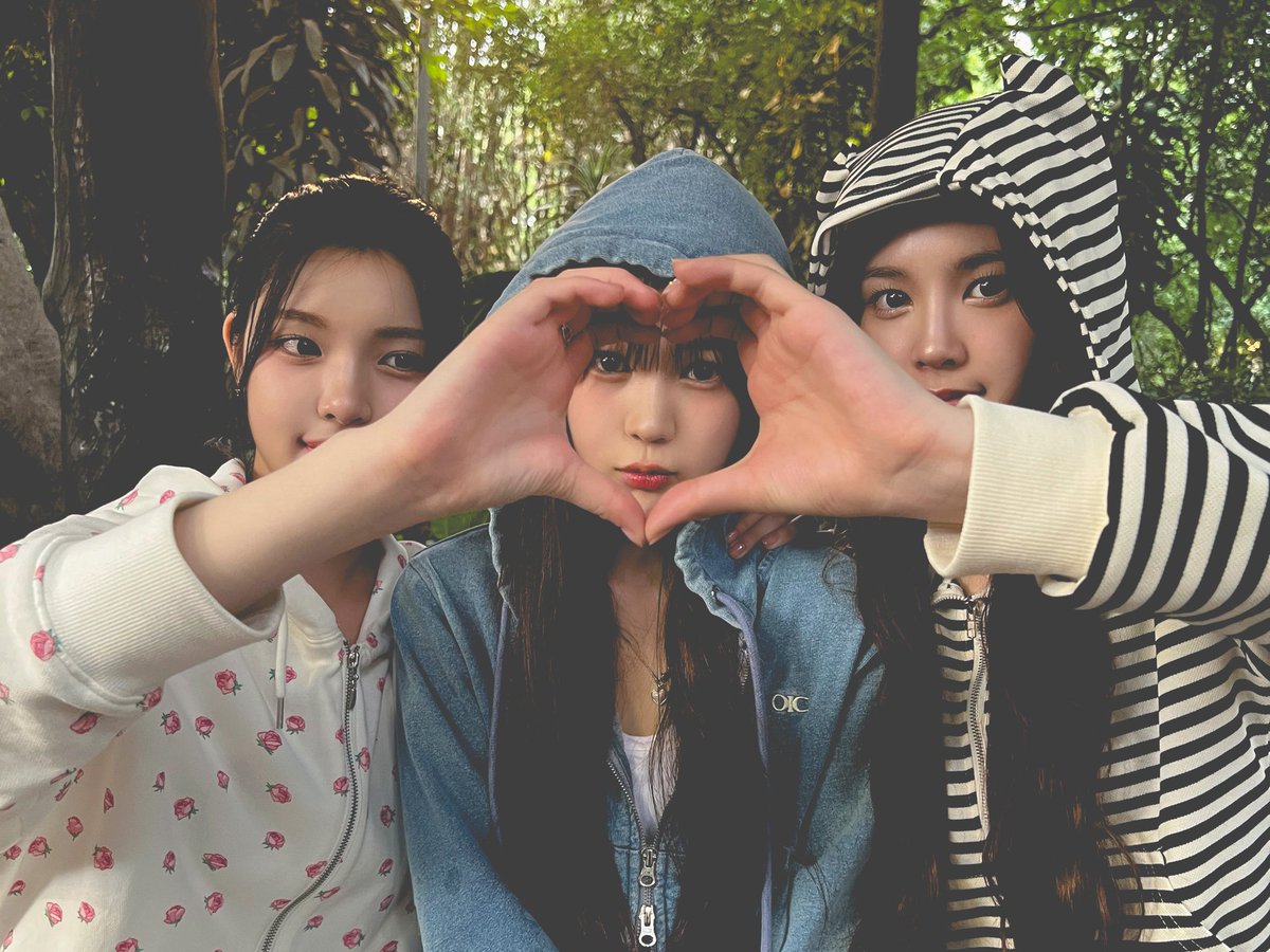 예온. ◠‿◠ tweet media