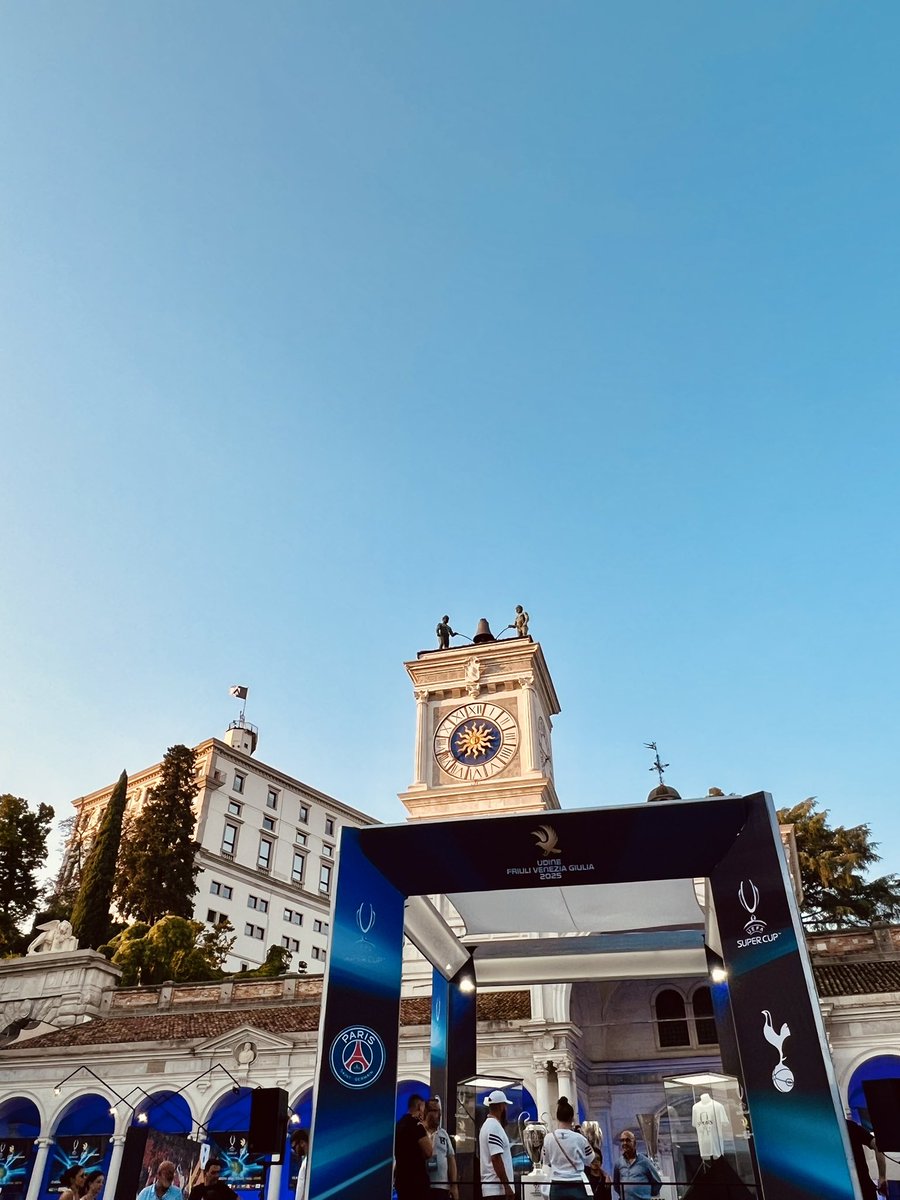 We’re LIVE from the #UEFASuperCup in Udine, Italy today!🇮🇹

#AudioDescriptionCommentary as #PSG take on #Spurs 🏆

<a href="/FitzCorry/">Steve Corry</a> &amp; <a href="/hope_bradley/">Brad Hope</a> on the mic this evening🎙️

You can tune into tonight’s game via the official UEFA Champions League App!
apps.apple.com/gb/app/champio…

Click on