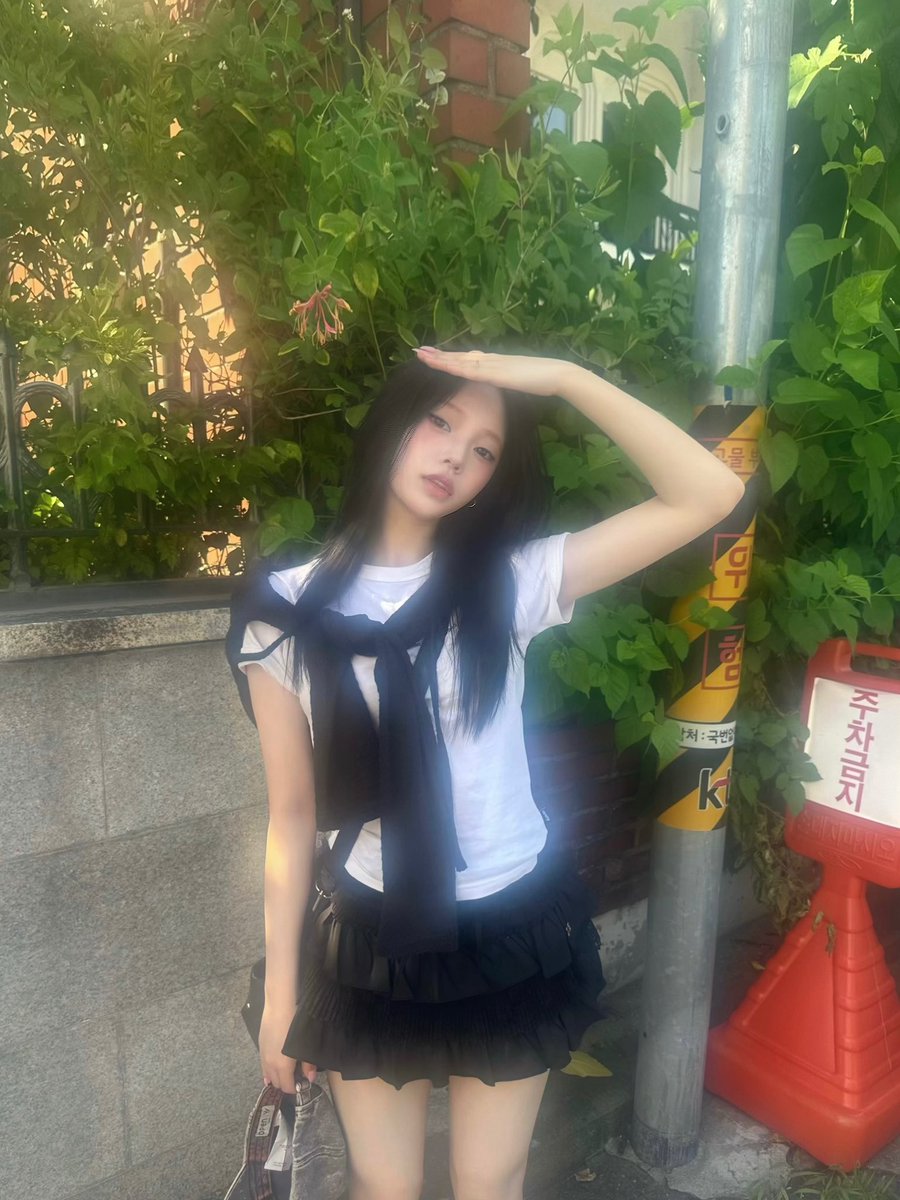 [#보은]

주차금지

#CLASSy #클라씨
#BOEUN