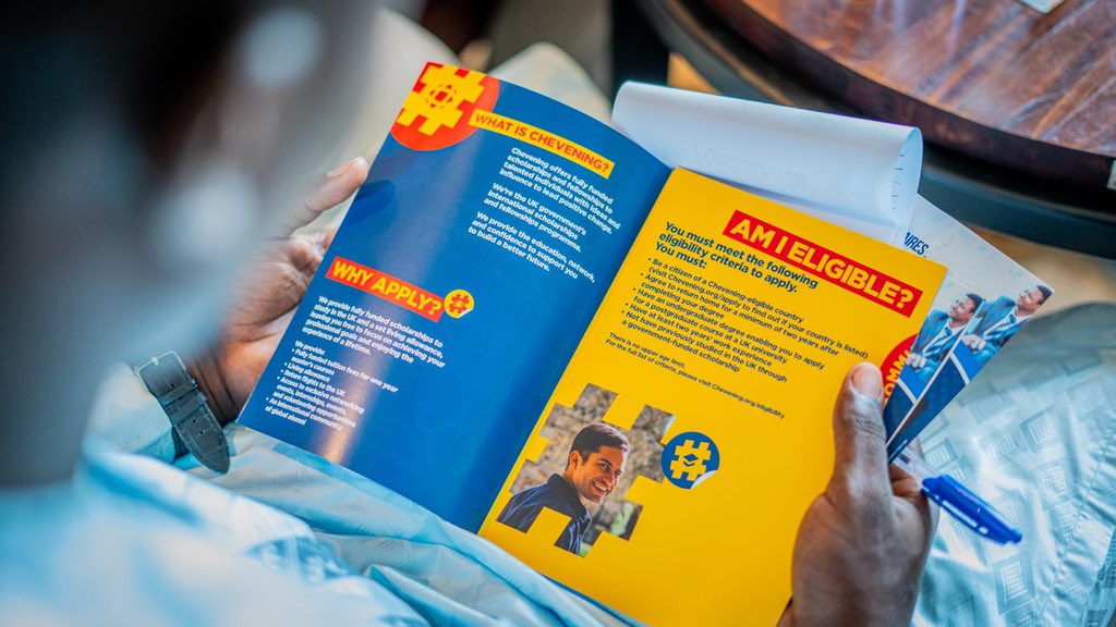 UK in Niger 🇬🇧🇳🇪 (@ukinniger) on Twitter photo Avez-vous été Chevening’isé? 🎓✨
📸 Prenez une photo de vous faisant la promotion de #Chevening, postez là sur vos réseaux sociaux avec #IAmChevening #CheveningNiger. Identifiez <a href="/UKinNiger/">UK in Niger 🇬🇧🇳🇪</a> - et vous serez peut-être reposté !
#StudyInTheUK #MyFriendsACheveningScholar Avez-vous été Chevening’isé? 🎓✨
📸 Prenez une photo de vous faisant la promotion de #Chevening, postez là sur vos réseaux sociaux avec #IAmChevening #CheveningNiger. Identifiez <a href="/UKinNiger/">UK in Niger 🇬🇧🇳🇪</a> - et vous serez peut-être reposté !
#StudyInTheUK #MyFriendsACheveningScholar