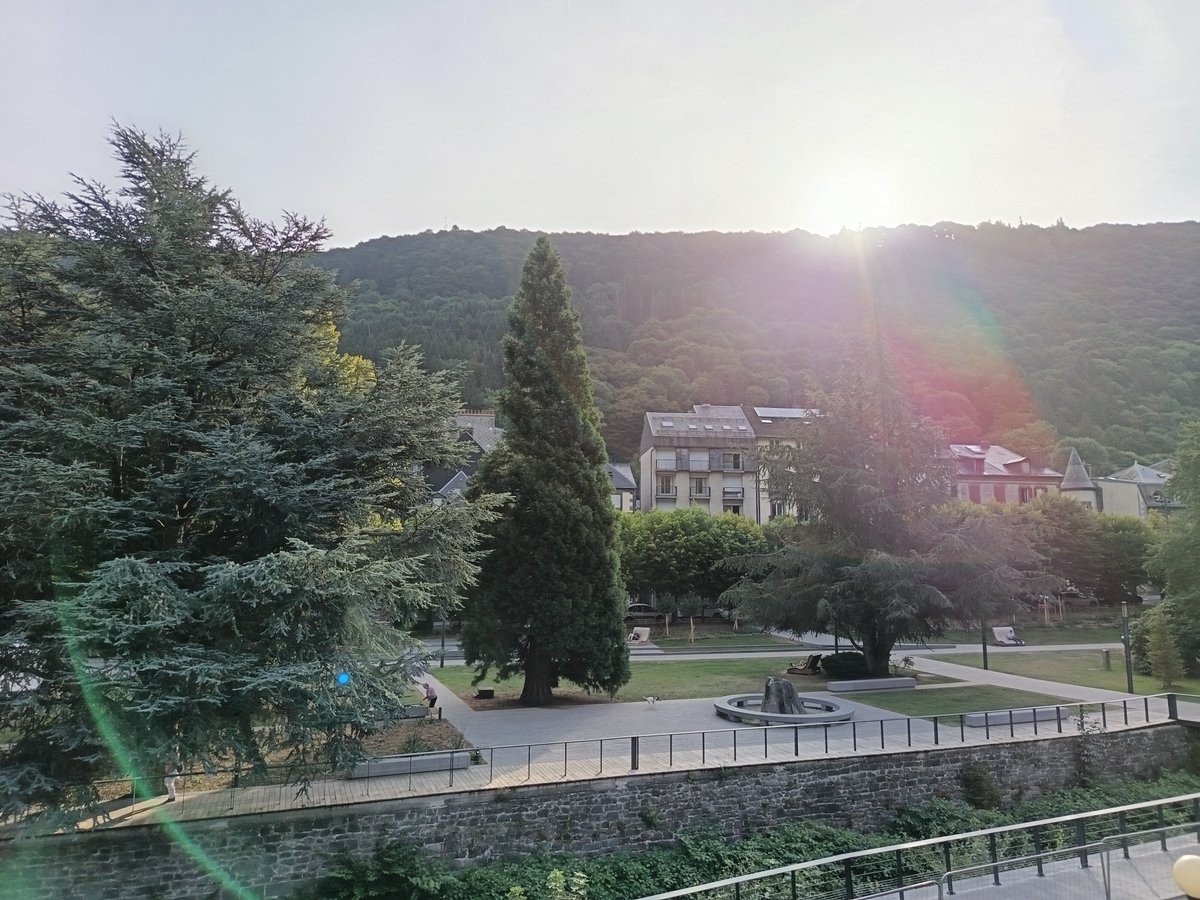 Office de Tourisme du Mont-Dore (@otmontdore) on Twitter photo #meteo Mercredi 13 Août 2025 • 9h45 • Le Mont-Dore • 23°C • ensoleillé☀️
<a href="/MeteoSancy/">Météo SANCY</a>
<a href="/otsancy/">Massif du Sancy</a> #meteo Mercredi 13 Août 2025 • 9h45 • Le Mont-Dore • 23°C • ensoleillé☀️
<a href="/MeteoSancy/">Météo SANCY</a>
<a href="/otsancy/">Massif du Sancy</a>