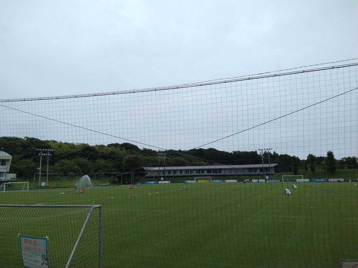 今日はここから

初練習見学！
お盆休みありがたすぎる
ジュビロの全てがここに……