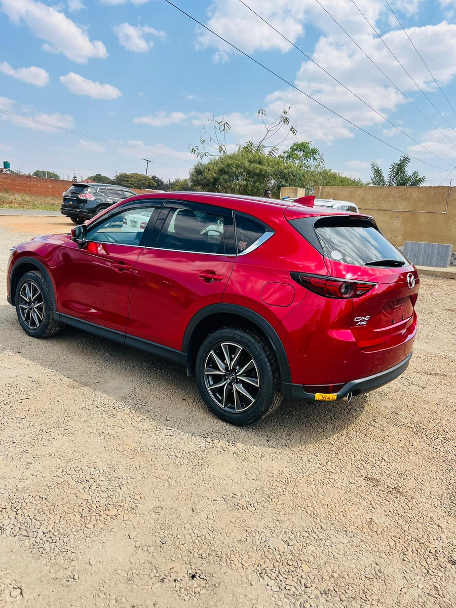 asantewonoh's tweet photo. 76000KM original mileage 
Full specs
2018 Model
Cx5 Diesel Engine
65Million https://t.co/4vcvxSsndA