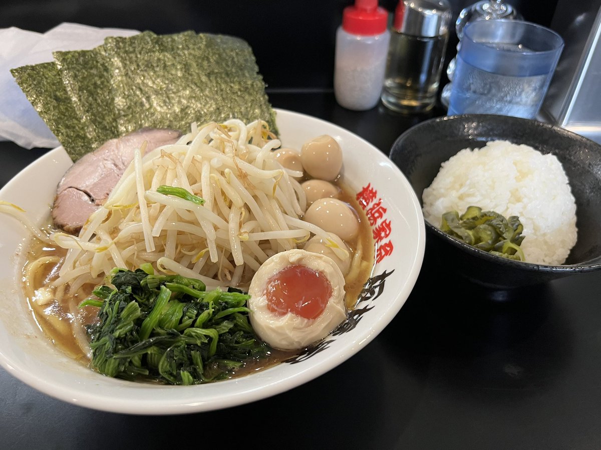 ソリ tweet media