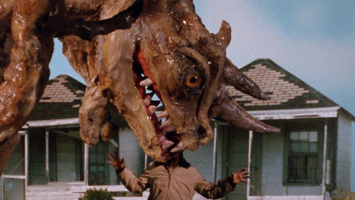 Shadowz_es's tweet photo. ¿No es precioso cuando las películas pequeñitas de bajo presupuesto van cogiendo peso con el tiempo hasta convertirse en obras de culto adoradas por los aficionados? Ains. Y eso ha pasado con #Winterbeast (1992), ¿aún no la conoces?
Monstruos a gogó: https://t.co/n4LrmNUi1f https://t.co/UWWywQ9Ipj
