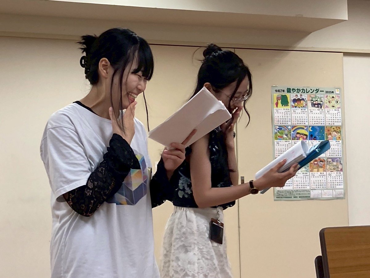 nonaka_riona's tweet photo. #劇と酒2 
3人目、茉与こと #角野澪 さん。
めっちゃ素直で純粋で真面目で率直に好き🫶
本番前とかも人一倍台本読み込んでる努力家なお姉さんです。
舞台上で一番よく絡むし、共通の話題もあって話してて楽しいの！！ https://t.co/aXvZcn9bkG