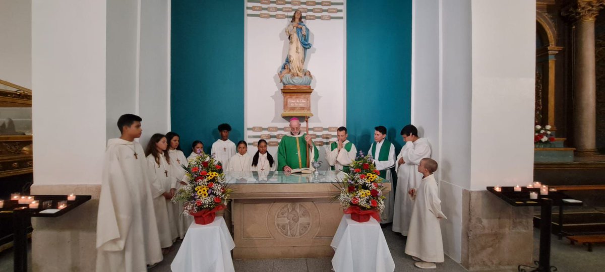 "Beneïm una capella signe d'esperança, dedicada als qui havent estat cridats a la vida no arribaren a poder compartir-la en tota la seva extensió i foren cridats a la presència del Senyor des del ventre de la mare".
Diumenge, benedicció de la Capella de la Vida a Tordera.