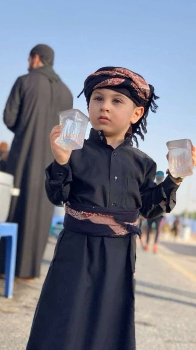 حقیقتا جای این بچه بودن هم غبطه داره...
#حب_الحسین_یجمعنا
#قله_وحدت
