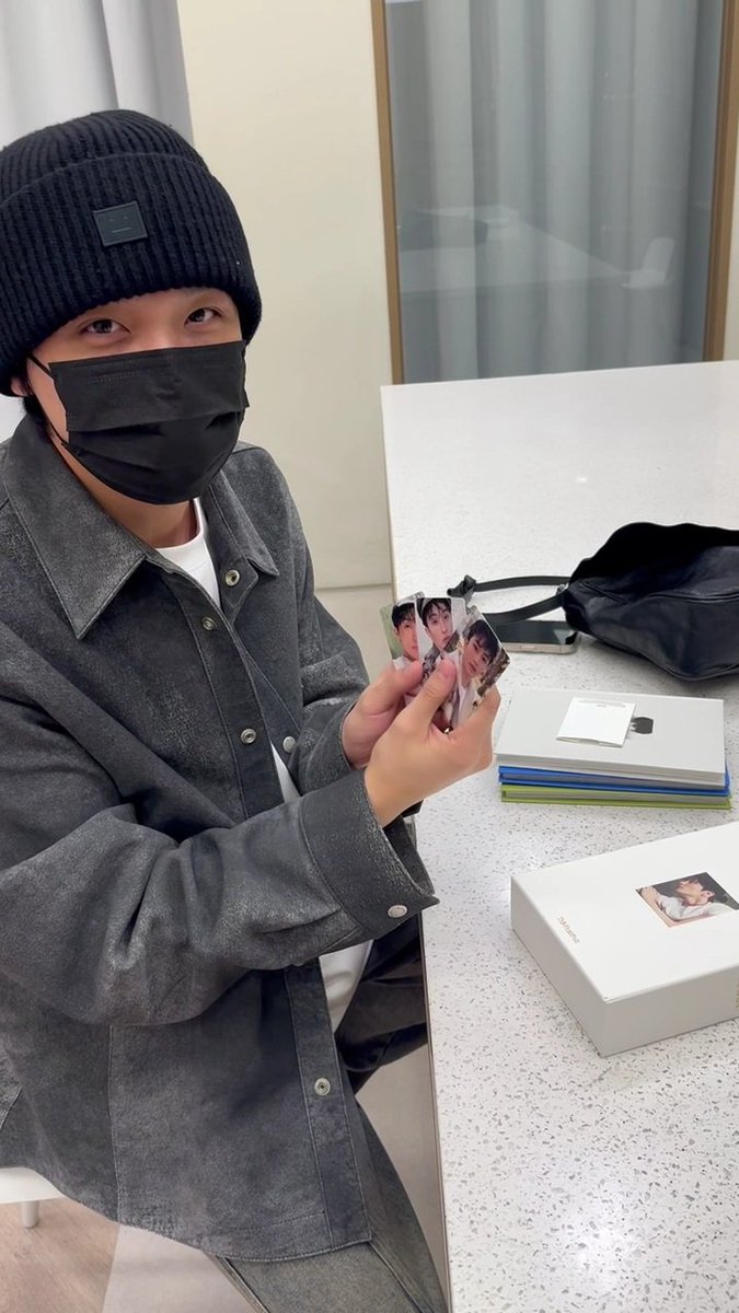 doyosae2's tweet photo. '형의 첫번째 팬은 나였어' https://t.co/kPZ5pMoYJA