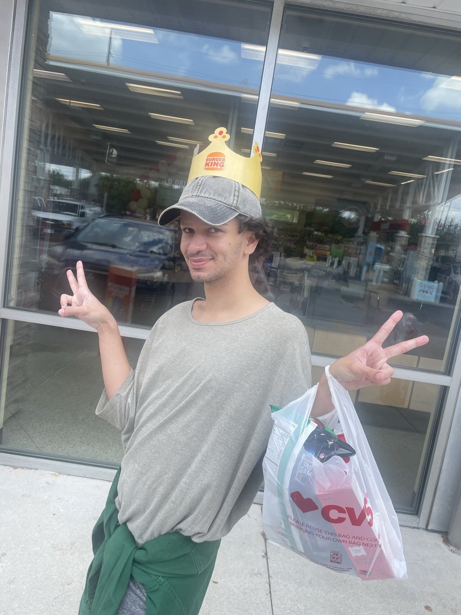KashFergold's tweet photo. @METCrave here’s my humble offering of Suzie doing the “she’s soooooo crazy. love her” meme https://t.co/sIjmGU37w9