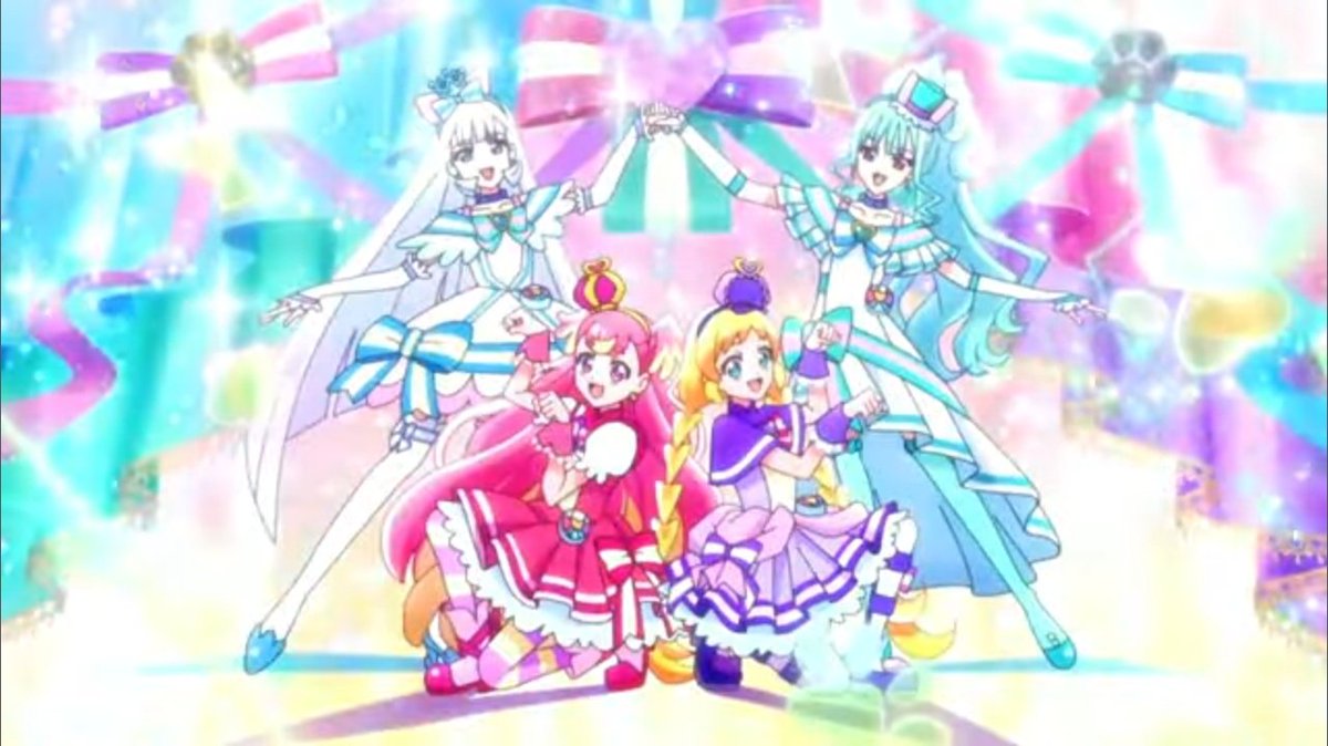 みんな、プリキュア映画いよいよ来月ですね！わんにゃふるも応援してね！