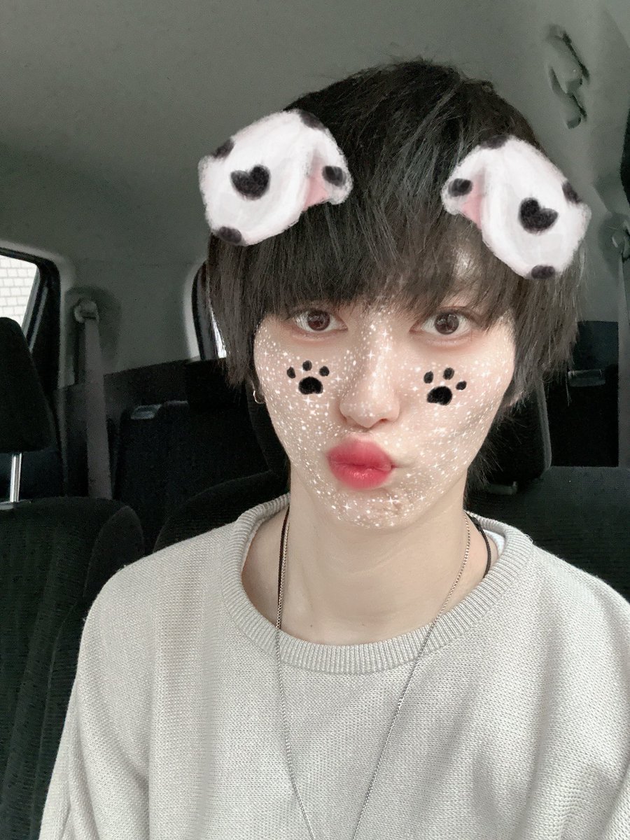 いつも透かしてますけど写真撮る時いっつもふざけちゃうぐらいには元気な子なんですよ？笑
プロフとか公式の写真がクールぶっちゃってるだけです😂笑
#町田
