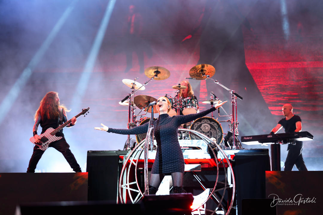 EpicaFanpageArg's tweet photo. Epica - Summerside Festival - Suiza 2025
#epica #epicalive #aspiral #simonesimons #markjansen #robvanderloo #coenjanssen #epicafanpageargentina 📷 by dgostoliphotography https://t.co/5gsgNyXKTz