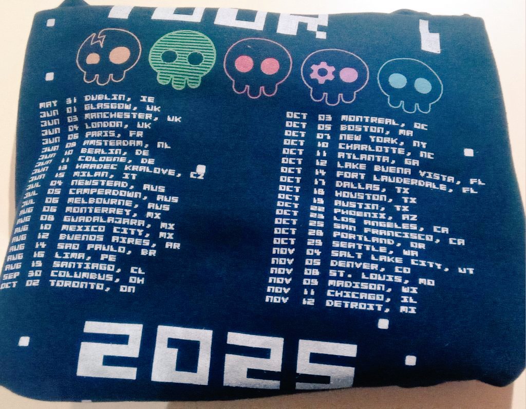 ChekenTheCheken tweet media