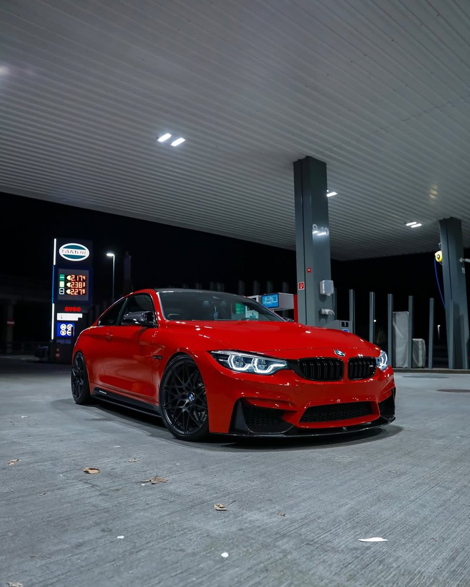 Car Hub tweet media