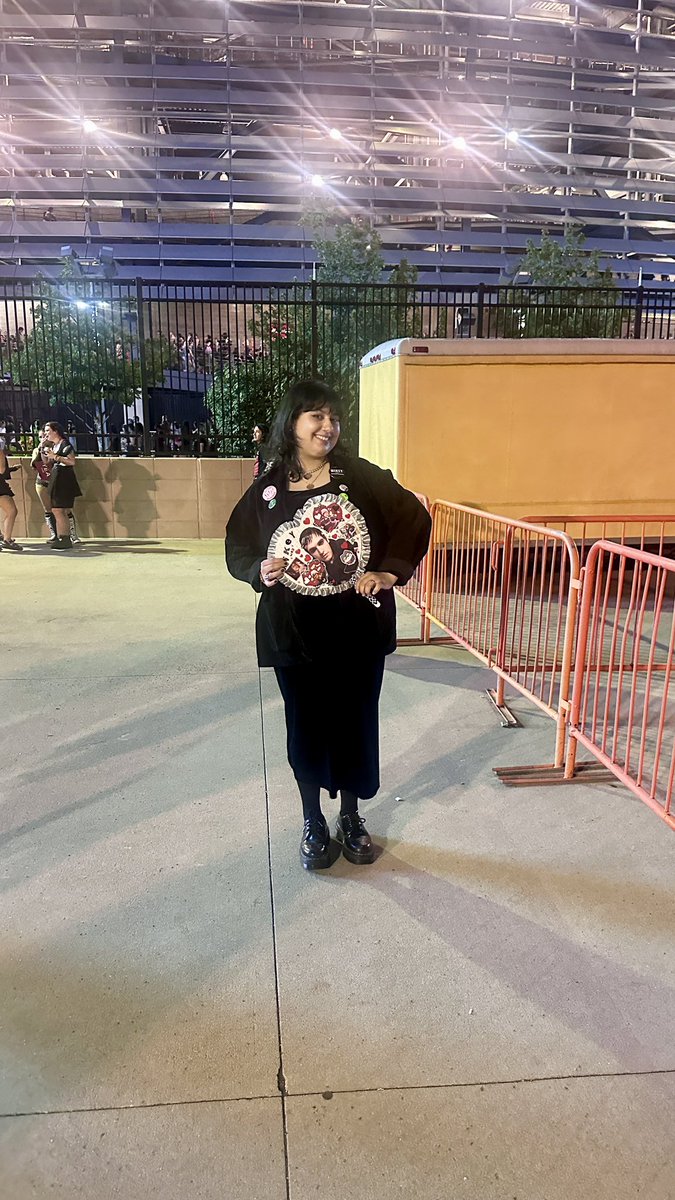 Me at the concert, can you tell who’s my favorite member??