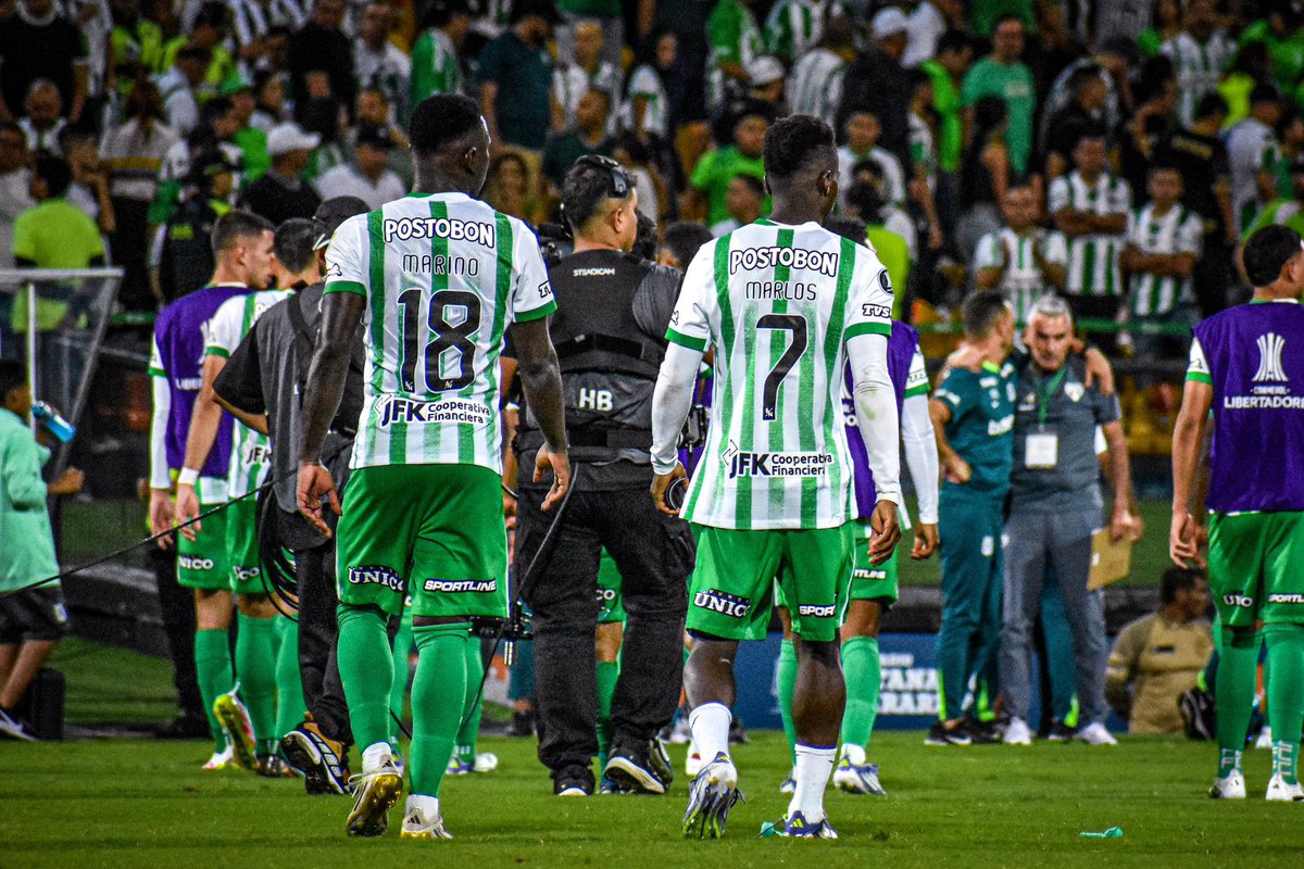 10SportsCo's tweet photo. 🤝🇳🇬🔴⚪️POR LA ÉPICA EN BRASIL 🇧🇷 

🆕 Atlético Nacional no pudo pasar del empate 0-0 frente a São Paulo en el partido de ida de los octavos de final de la Copa Libertadores 2025.

#10sportsco 

📸 @mateomh05 

📲🔗 https://t.co/sByBhbIoxW https://t.co/zEABrUmEcd