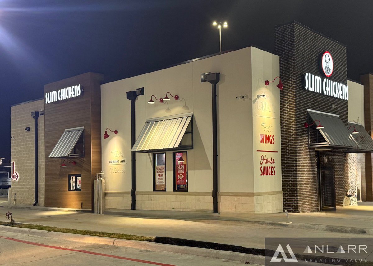 anlarrteam's tweet photo. Pleased to finish a thriving Fast food chain, Slim Chickens in Houston, Tx 
#newconstruction#3500sqft https://t.co/sRraEVBhNw