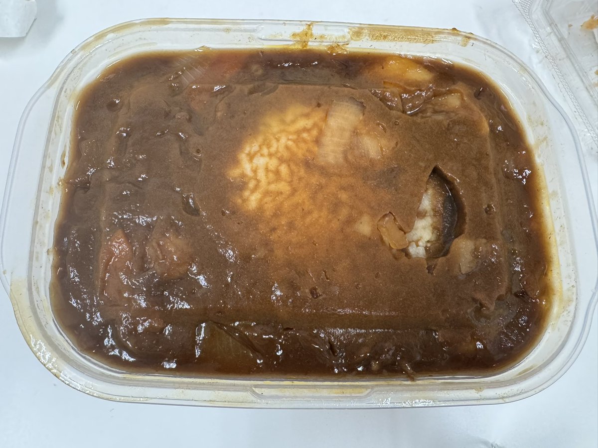 かれー……👀
欲張りすぎたなぁ