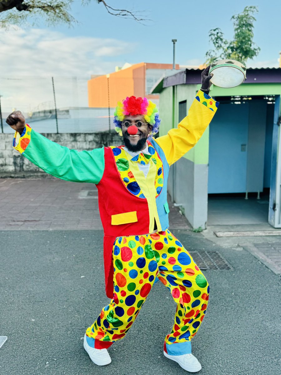 J’ai eu un immense plaisir à partager ce moment avec vous lors de ce spectacle de fin de vacances.
Merci à l’ARCV et à ses animateurs qui ont rendu ce projet possible et ont contribué à faire vivre le lien social dans nos quartiers.

#enfant #jeunesse #vacances #lasource