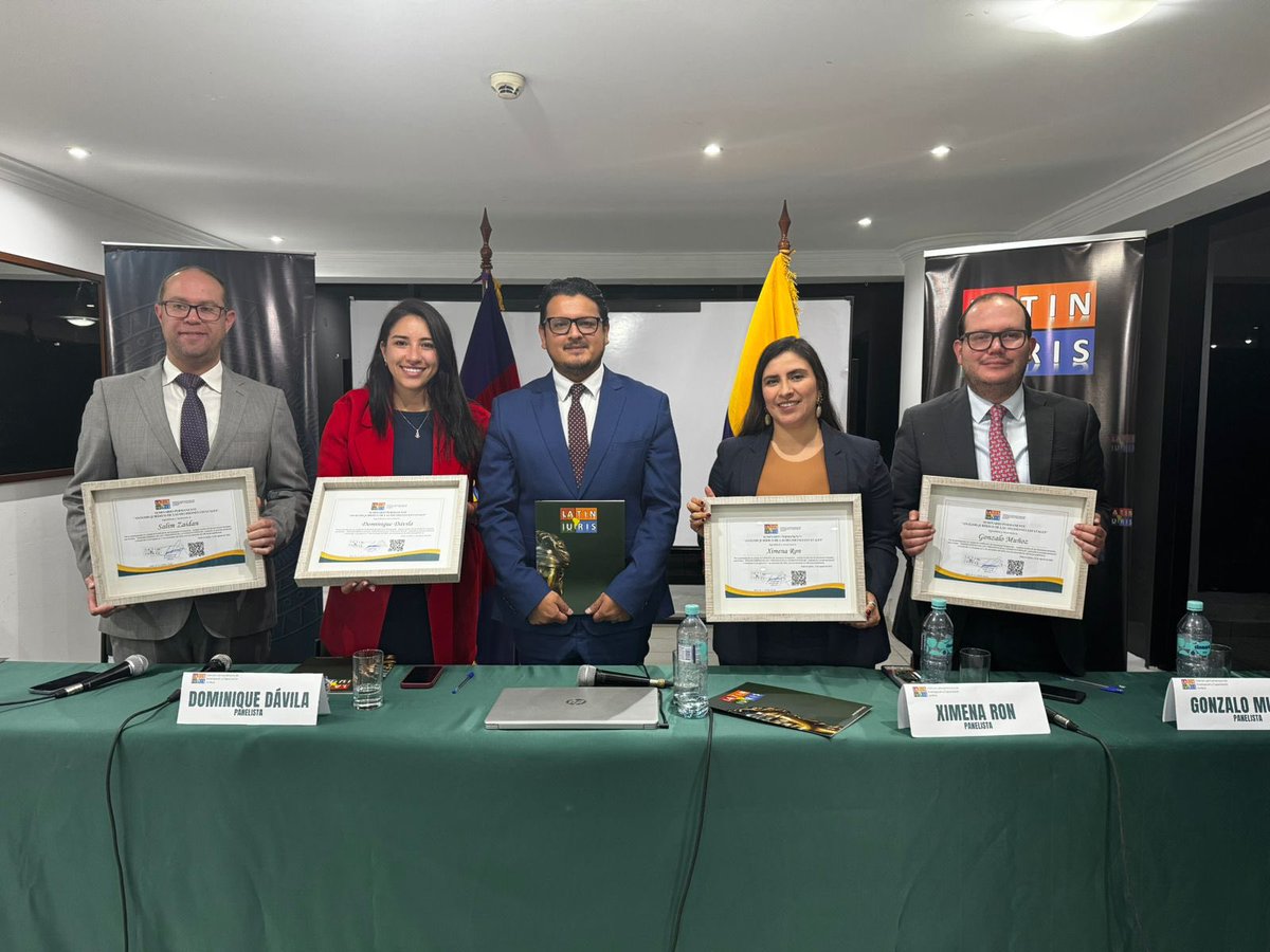 Esta tarde desarrollamos la jornada inaugural de nuestro SEMINARIO PERMANENTE: ANÁLISIS JURÍDICO DE LAS DECISIONES ESTATALES en la ciudad de Quito. Agradecemos la participación de nuestros panelistas Salim Zaidán, Dominique Dávila, Ximena Ron y Gonzalo Muñoz