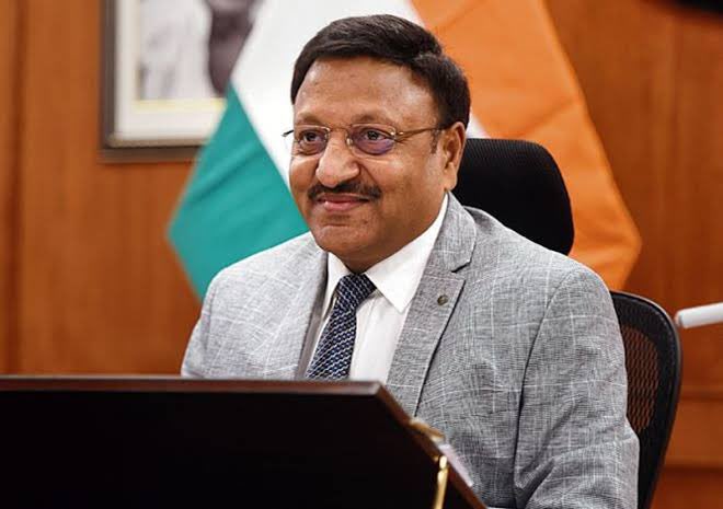Surendra Rajput тАП (@ssrajputinc) on Twitter photo рдкреВрд░реНрд╡ рдЪреБрдирд╛рд╡ рдЖрдпреБрдХреНрдд рд░рд╛рдЬреАрд╡ рдХреБрдорд╛рд░ рдХреЛ рдЕрдкрдирд╛ рдкрдХреНрд╖ рд░рдЦрдиреЗ рдХреЗ рд▓рд┐рдпреЗ рджреБрдирд┐рдпрд╛ рдХреЗ рд╕рд╛рдордиреЗ рдЖрдирд╛ рдЪрд╛рд╣рд┐рдпреЗред
рдХреНрдпрд╛ рдЕрдлрд╝рд╡рд╛рд╣ рд╣реИ рдХреНрдпрд╛ рд╕рдЪ рд╣реИ рд╕рдмрдХреЗ рд╕рд╛рдордиреЗ рд░рдЦрдирд╛ рдЪрд╛рд╣рд┐рдпреЗред
рд▓реЛрдЧ рдХрд╣ рд░рд╣реЗ рд╣реИрдВ рдХрд┐ рд╡реЛ рднрд╛рд░рдд рдХреА рдирд╛рдЧрд░реАрдХрддрд╛ рдЫреЛрдбрд╝ рджреА рд╣реИ рдФрд░ рдХрд╣реАрдВ рд╡рд┐рджреЗрд╢ рдмрд╕ рдЧрдП рд╣реИрдВ
рд╕рдЪ рдХреНрдпрд╛ рд╣реИ рд░рд╛рдЬреАрд╡? рдкреВрд░реНрд╡ рдЪреБрдирд╛рд╡ рдЖрдпреБрдХреНрдд рд░рд╛рдЬреАрд╡ рдХреБрдорд╛рд░ рдХреЛ рдЕрдкрдирд╛ рдкрдХреНрд╖ рд░рдЦрдиреЗ рдХреЗ рд▓рд┐рдпреЗ рджреБрдирд┐рдпрд╛ рдХреЗ рд╕рд╛рдордиреЗ рдЖрдирд╛ рдЪрд╛рд╣рд┐рдпреЗред
рдХреНрдпрд╛ рдЕрдлрд╝рд╡рд╛рд╣ рд╣реИ рдХреНрдпрд╛ рд╕рдЪ рд╣реИ рд╕рдмрдХреЗ рд╕рд╛рдордиреЗ рд░рдЦрдирд╛ рдЪрд╛рд╣рд┐рдпреЗред
рд▓реЛрдЧ рдХрд╣ рд░рд╣реЗ рд╣реИрдВ рдХрд┐ рд╡реЛ рднрд╛рд░рдд рдХреА рдирд╛рдЧрд░реАрдХрддрд╛ рдЫреЛрдбрд╝ рджреА рд╣реИ рдФрд░ рдХрд╣реАрдВ рд╡рд┐рджреЗрд╢ рдмрд╕ рдЧрдП рд╣реИрдВ
рд╕рдЪ рдХреНрдпрд╛ рд╣реИ рд░рд╛рдЬреАрд╡?