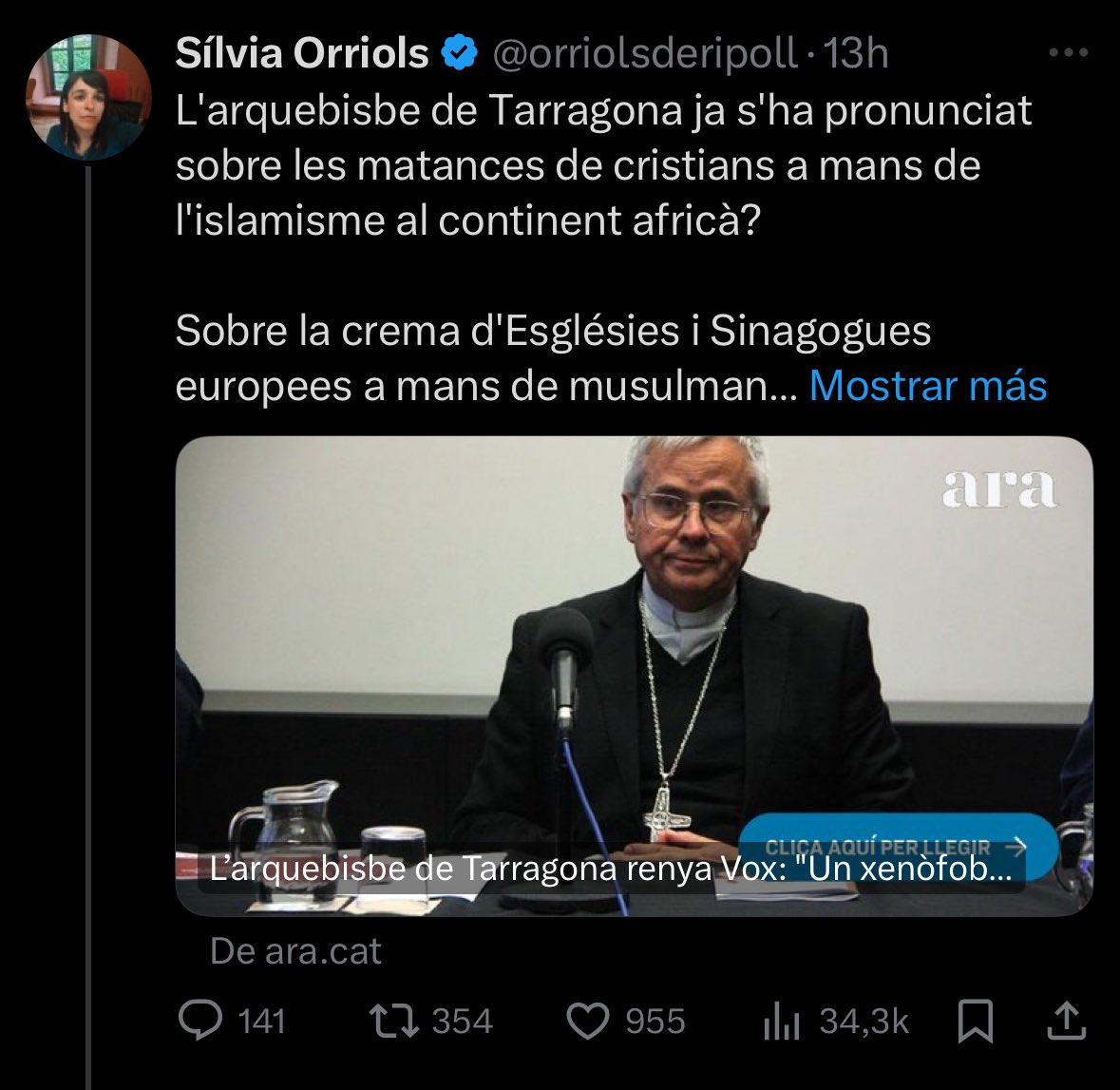 tolosent's tweet photo. Déu em guardi de defensar algú de qualsevol confessió religiosa, però que aquesta xusma es posi d'acord, tinc molt clar de quina part estic.
#fuckVOX #fuckAC #sonlamateixamerd https://t.co/G0RHyEimy8