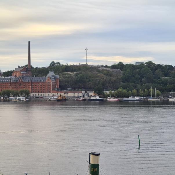 God morgon Riddarfjärden och Münchenbryggeriet