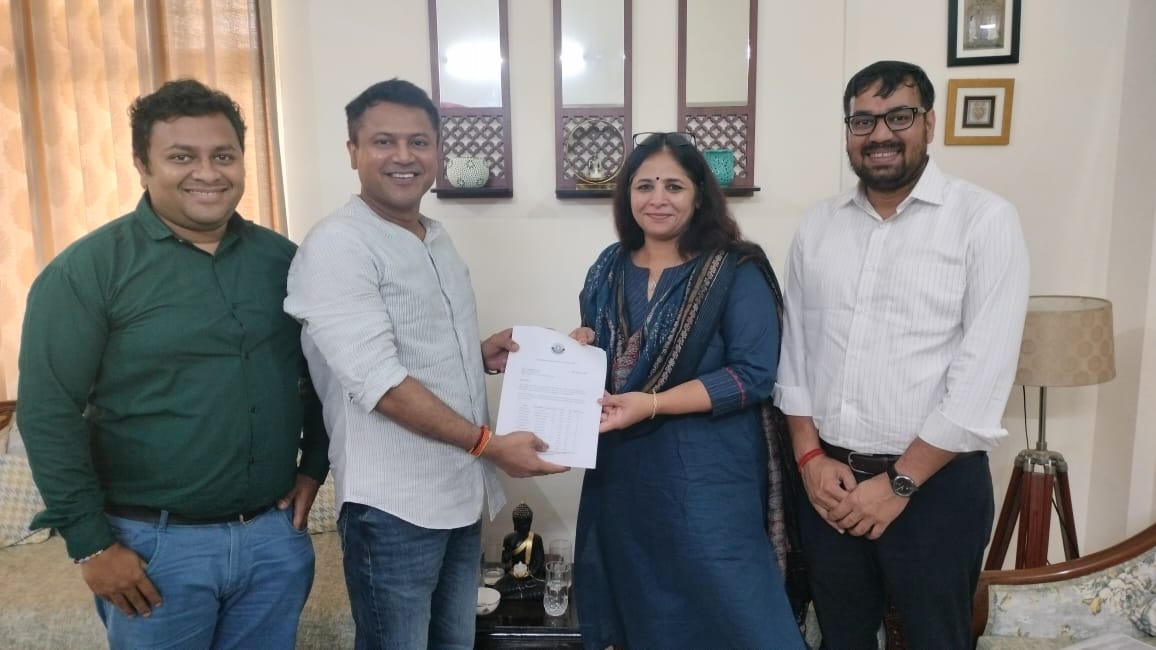 IIMC Alumni Association (@iimcaa) on Twitter photo IIMCAA Elections 2025 | Sushil Singh Panel Nomination #IIMC #IIMCAA #Connections
<a href="/AnubhutiYadava/">Prof. Anubhuti Yadav</a> <a href="/pawankoundal/">Pawan Koundal</a> | <a href="/_sushilsingh/">Sushil Singh</a> <a href="/prabhatup/">Prabhat Upadhyay</a> <a href="/atuljurno/">Atul Gupta</a> IIMCAA Elections 2025 | Sushil Singh Panel Nomination #IIMC #IIMCAA #Connections
<a href="/AnubhutiYadava/">Prof. Anubhuti Yadav</a> <a href="/pawankoundal/">Pawan Koundal</a> | <a href="/_sushilsingh/">Sushil Singh</a> <a href="/prabhatup/">Prabhat Upadhyay</a> <a href="/atuljurno/">Atul Gupta</a>