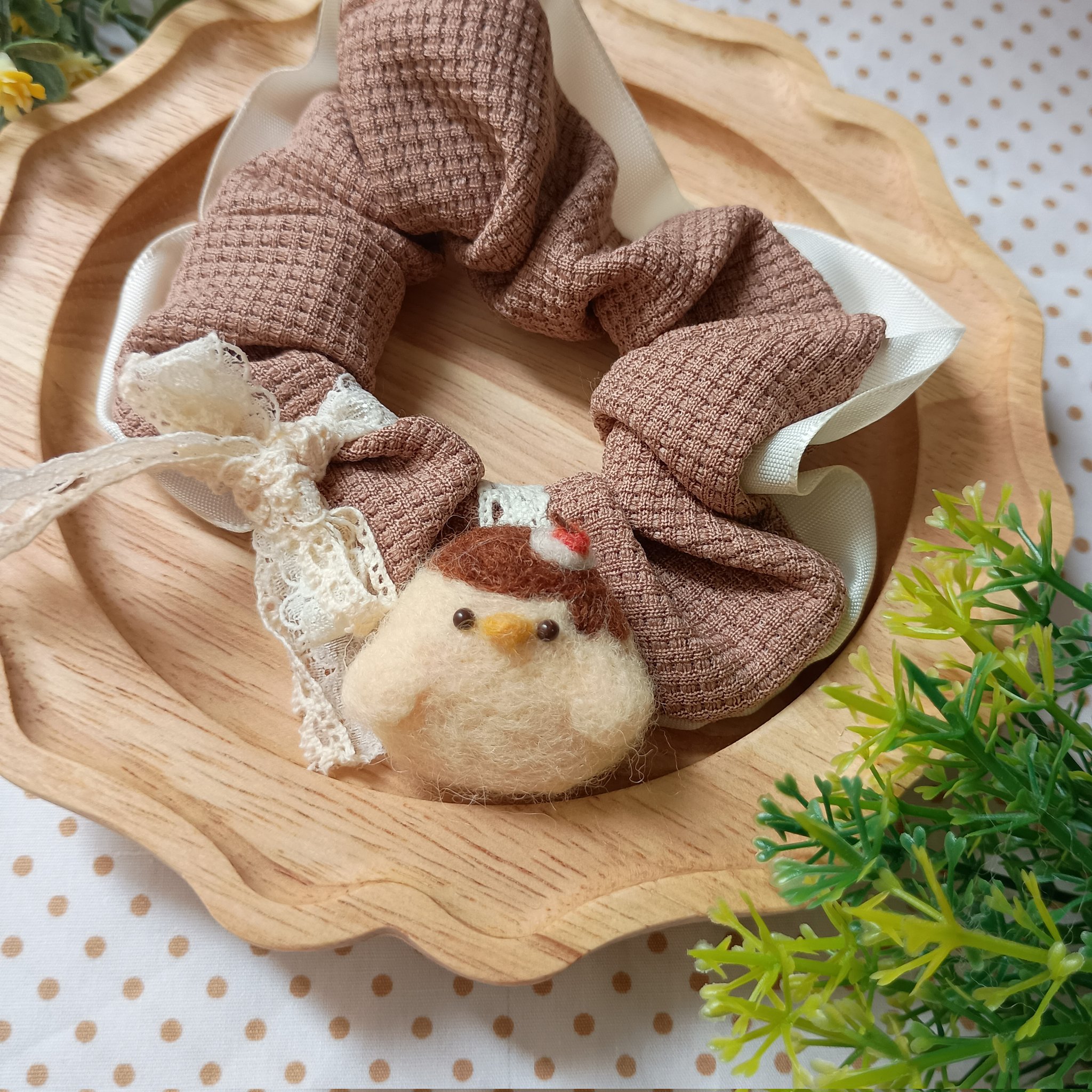 MER［メール］ハンドメイド 羊毛タペストリー ホワイト×ライトブラウン MER［メール］ハンドメイド 羊毛タペストリー ホワイト×ライト