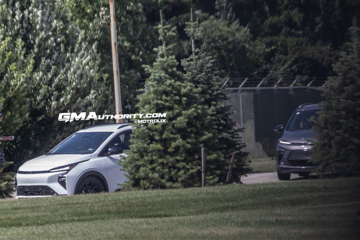 cole_marzen's tweet photo. The 2027 Chevrolet Bolt EV has been spied completely undisguised prior to its full unveiling later this year. In addition, the CUV will feature Google Built-In, a NACS-style charging port, and more efficient lithium-iron phosphate (LFP) battery chemistry. #Chevrolet #BoltEV #GM https://t.co/B6YTpTrkm8