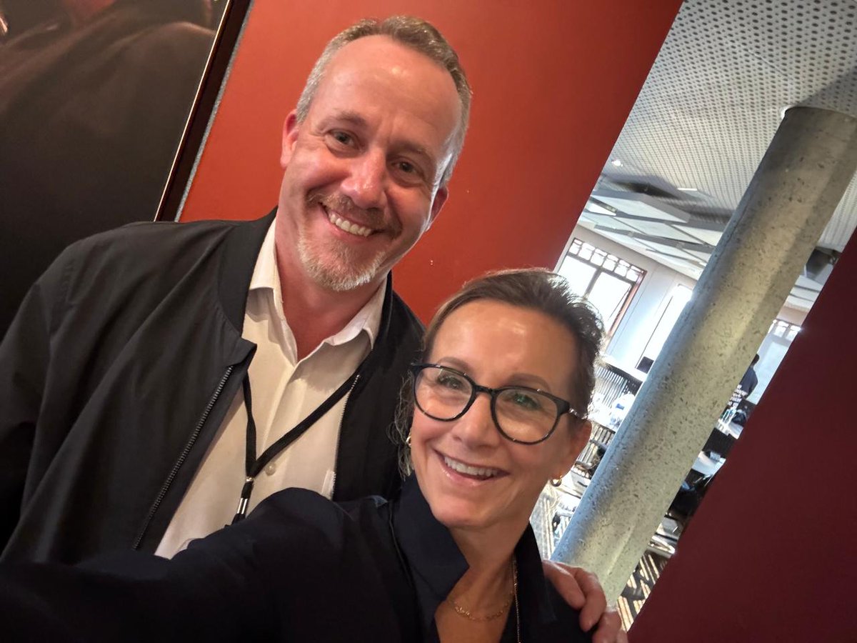 ZaneleSabela (@zanelesabela) on Twitter photo For those who remember Beverly Hills 90210. <a href="/_cosatu/">@COSATU Today</a> Parliamentary Coordinator <a href="/matthewparkscpt/">Matthew Parks</a> with actor & President of International Federation of Actors, Gabrielle Carteris, at a <a href="/SAGActors/">South African Guild of Actors</a> workshop on Tuesday; part of a week-long programme of activities by <a href="/SAGActors/">South African Guild of Actors</a>. For those who remember Beverly Hills 90210. <a href="/_cosatu/">@COSATU Today</a> Parliamentary Coordinator <a href="/matthewparkscpt/">Matthew Parks</a> with actor & President of International Federation of Actors, Gabrielle Carteris, at a <a href="/SAGActors/">South African Guild of Actors</a> workshop on Tuesday; part of a week-long programme of activities by <a href="/SAGActors/">South African Guild of Actors</a>.