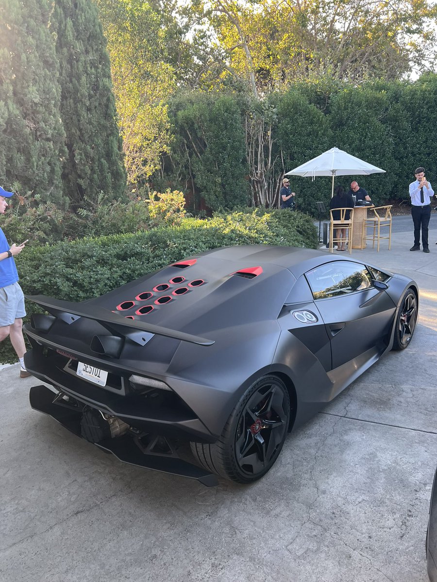 Sesto Elemento 대시보드 디테일 샷