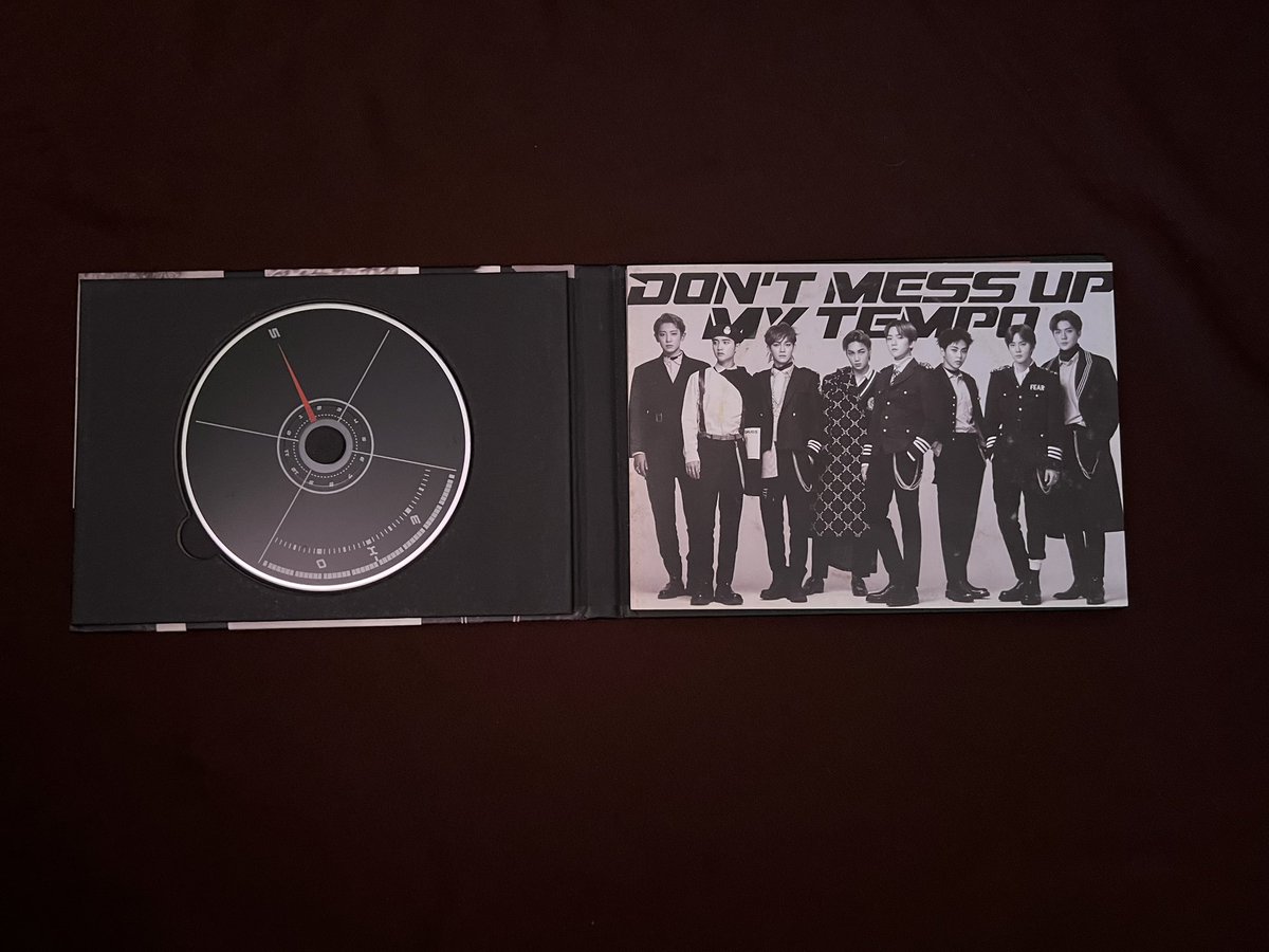 doyoungling's tweet photo. EXO 1/2

Take Both for 400

EXO DMUMT ALLEGRO VERSION - 200 https://t.co/eiPD8cS7iA