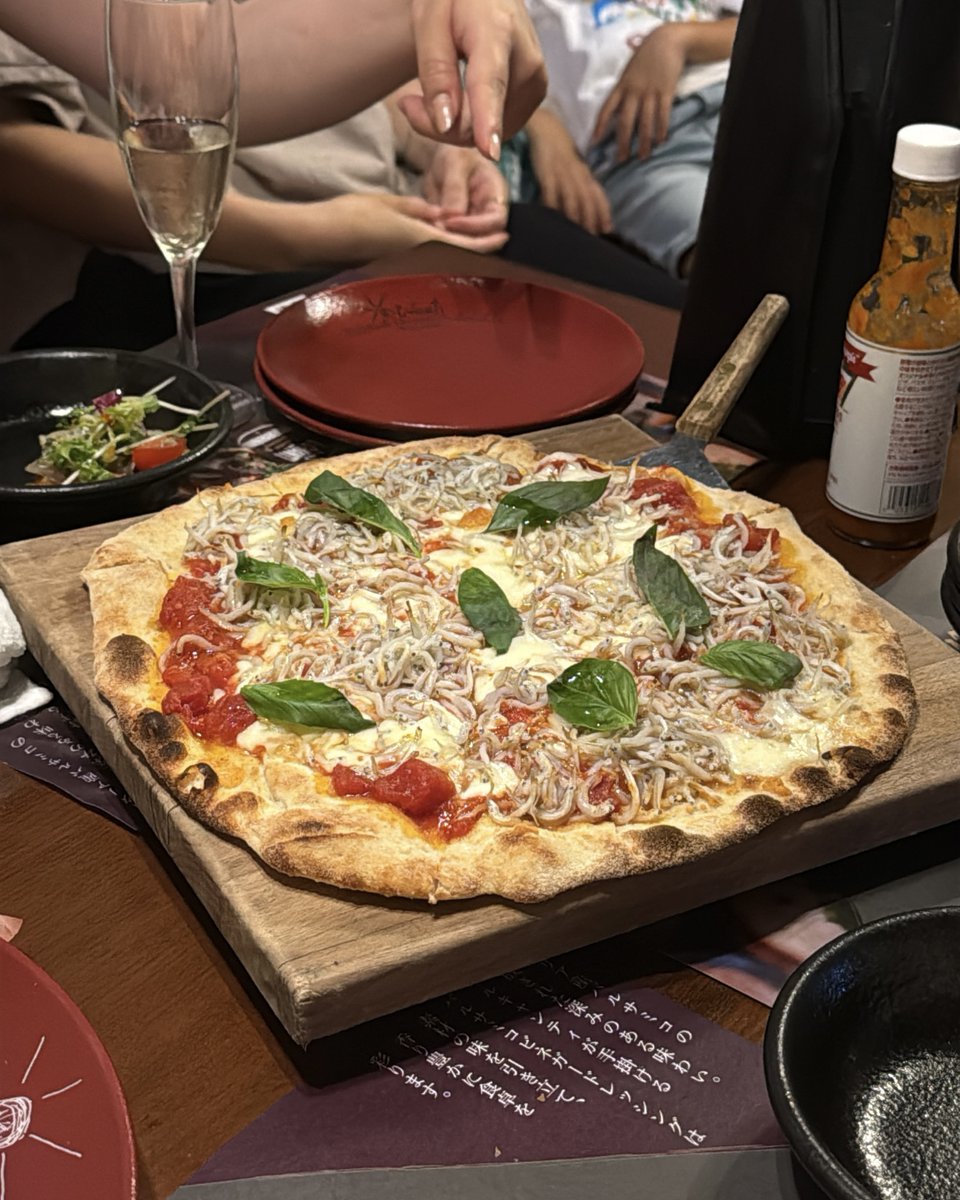 GrcsRecruit's tweet image. こんにちは！GRCS採用担当です✨
先週金曜日にGRCS女性メンバーで女子会を開催しました🍕🥗普段は違う部署ですが、色々なお話をして笑顔あふれる時間になりました😊暑さに負けず、今週も頑張りましょう☀️ #GRCS #中途採用