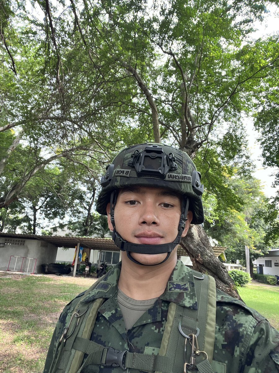 got_sitthang's tweet photo. ทหารมีไส้ทำไม 💂 
#ไทยนี้รักสงบเเต่ถึงรบไม่ขลาด #ทหารบก https://t.co/CDUpQ3NKlM