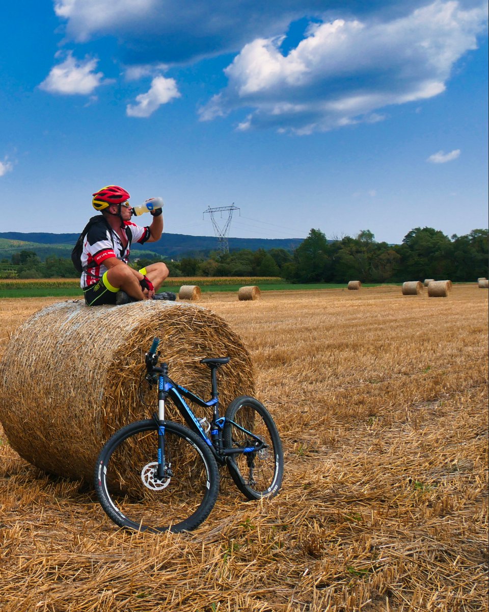 You don’t have to ride far to feel the heat. ☀️🚲

From a quick store run to your daily commute or a serious bike tour, hydration matters. 
Even short rides can drain more energy than you expect.

Water, electrolytes, or a quick refill stop... whatever works for you, just