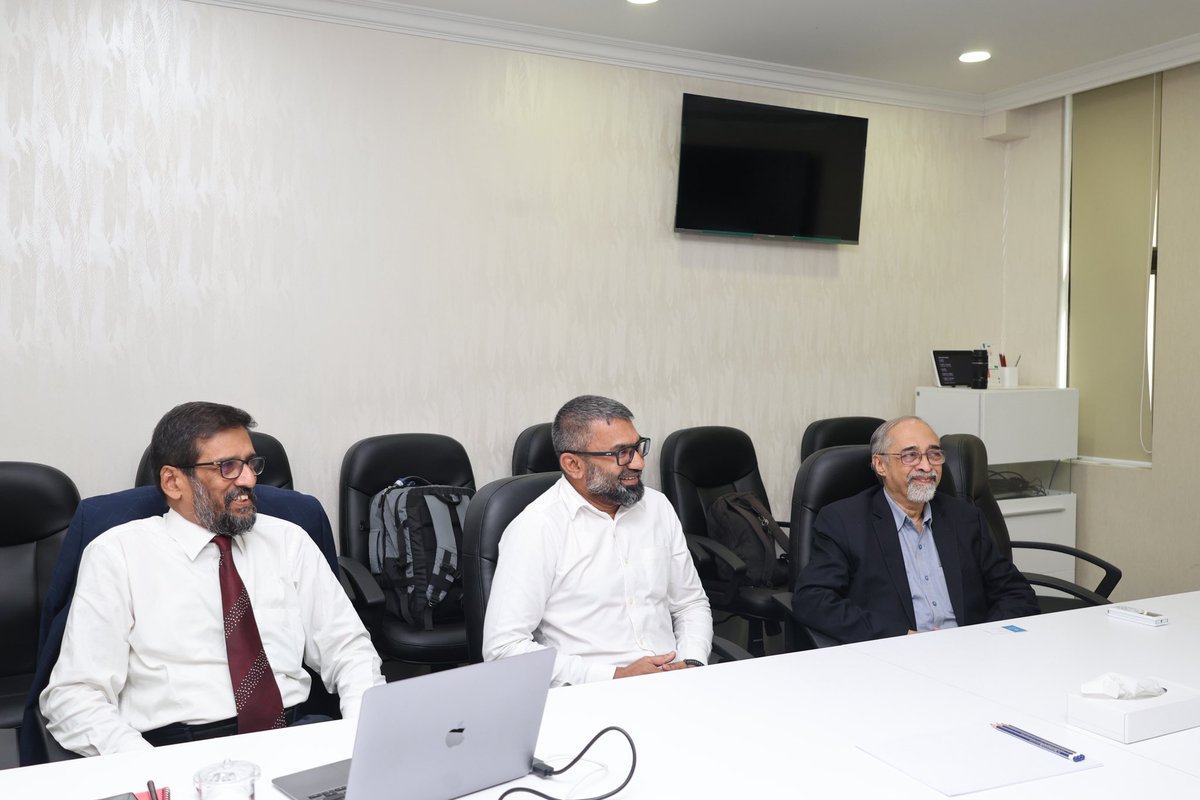 Consultants with KBSL (Sri Lanka)/ Valient Technologies (India) who are developing the #BCDR Plan for <a href="/ncitmv/">National Centre for Information Technology</a> , discusses the draft with technical personnel. A key initiative for ensuring resilience and operational continuity. #DigitalMaldives