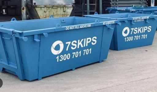 AbcSkipBinsB's tweet photo. 🛠️ Renovating your kitchen or bathroom?
 Skip the pile-up! Our bins are perfect for tiles, cabinetry, drywall, and more.
 Keep your site safe and your reno on track. 
#RenoReady #SkipBinForRenovation #TileAndToss #CleanWorksite 🧱🔧🏠
https://t.co/HJgkkeQHlk https://t.co/Ns6umsyIXc