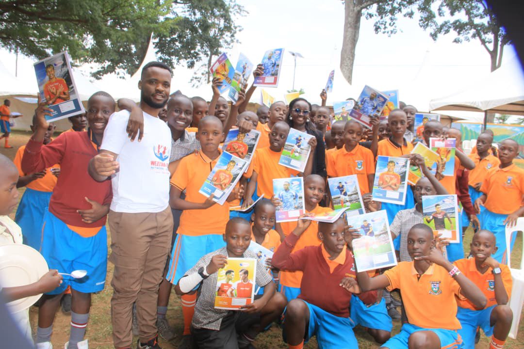 Yesterday, in my capacity as someone who is passionate about Youth Empowerment, I had the honour of bringing together 12 outstanding organizations to celebrate #InternationalYouthDay2025 at St. Jude Primary School, Hoima Oil City. This was not just a celebration it was a