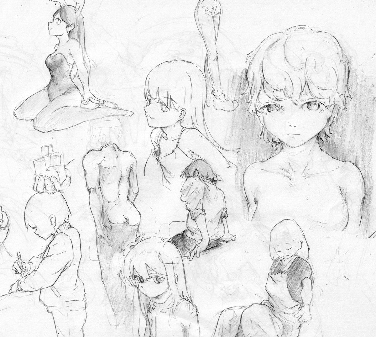 鉛筆でカリカリ描くの好きかも
ペンより修正が出来てたくさん描き込める
＃日々描く ＃アナログイラスト