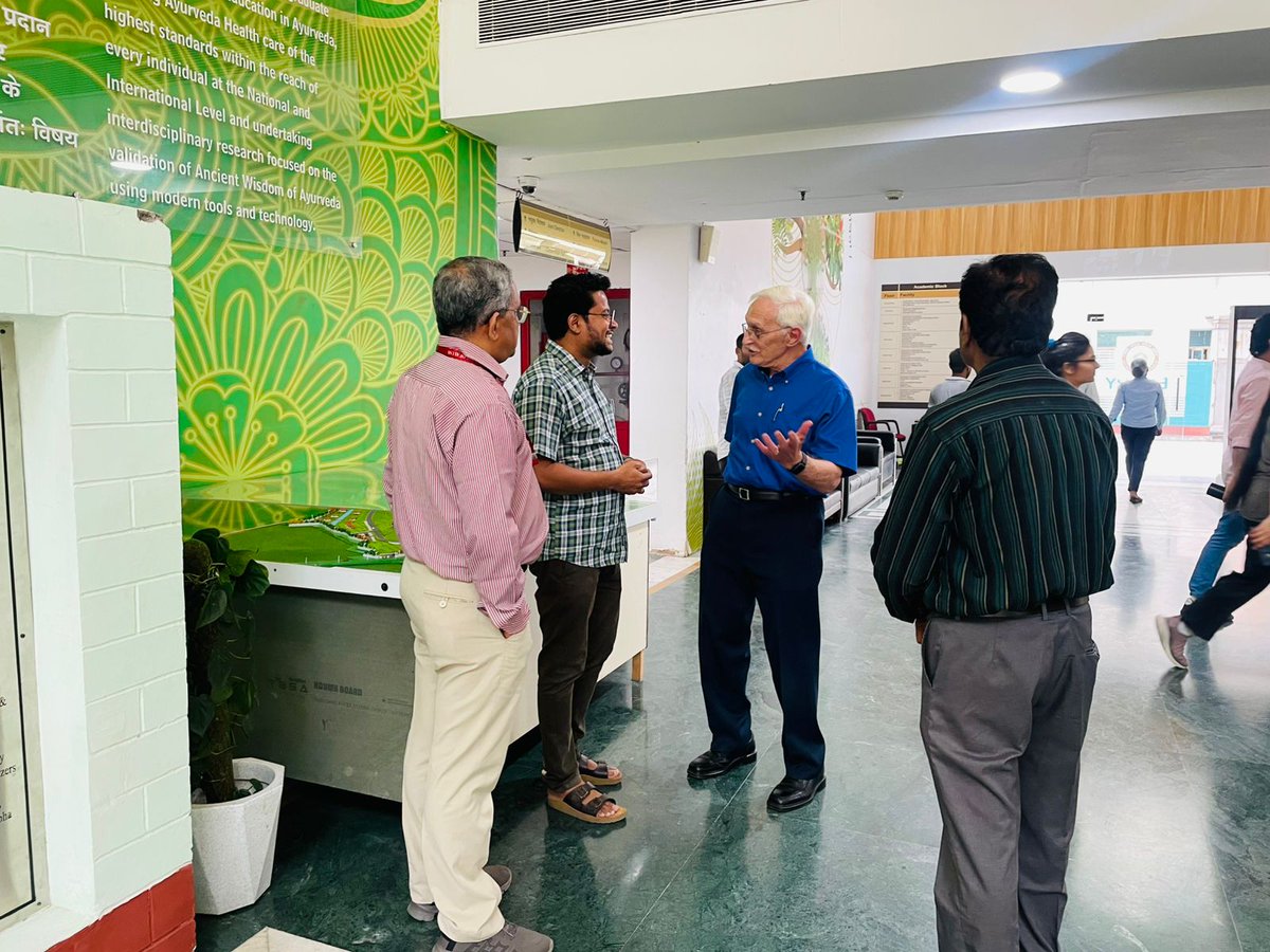AIIA_NDelhi's tweet image. Dr. Furst visited AIIA on 12-08-2025, and delivered a guest lecture &quot; The Power of Placebo&quot;. #Ayush #Ayurveda #Carewithcompassion