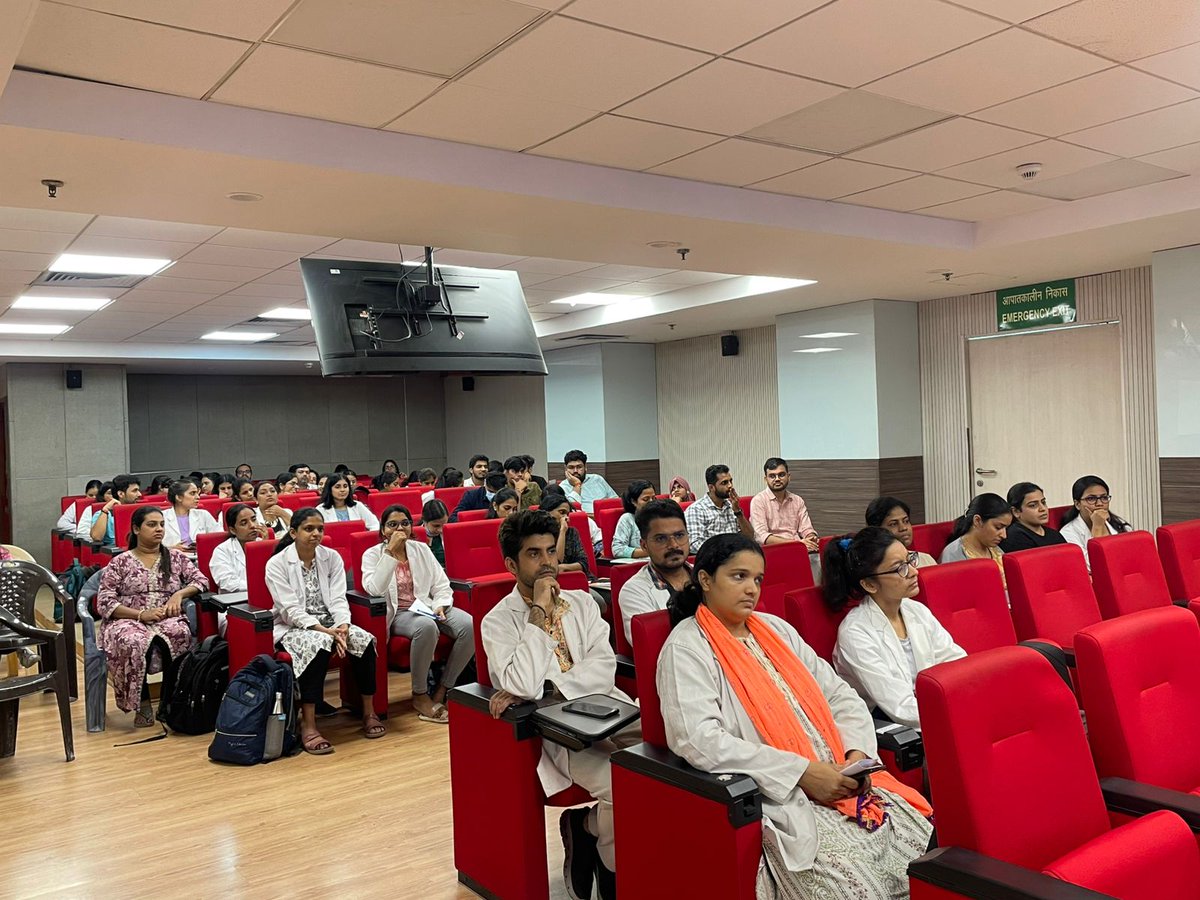 AIIA_NDelhi's tweet image. Dr. Furst visited AIIA on 12-08-2025, and delivered a guest lecture &quot; The Power of Placebo&quot;. #Ayush #Ayurveda #Carewithcompassion