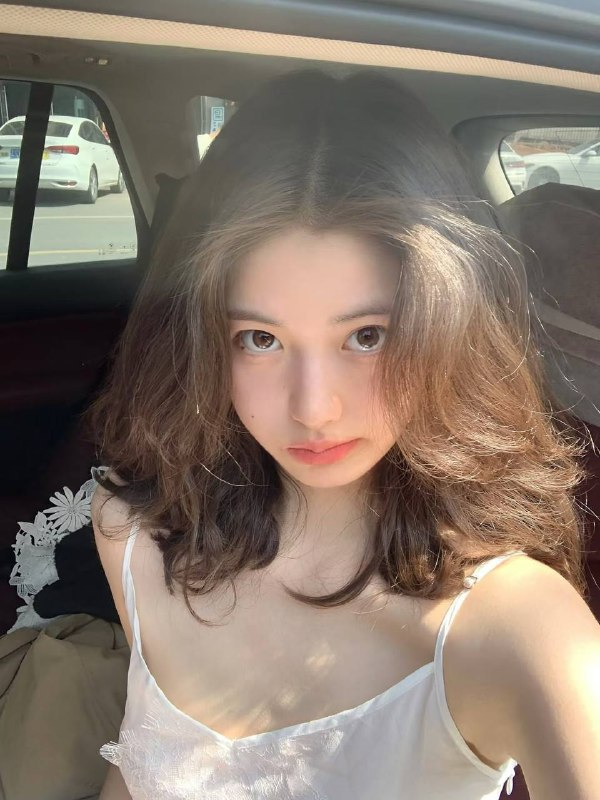 secluded1997's tweet photo. 一键去衣，AI脱衣超给力！🎉智能科技带来视觉震撼！🔥创意随心，瞬间实现你的想象！😍快来探索这神奇功能吧！🌈解锁你的无限灵感！🚀 https://t.co/bjeyQzBg3k